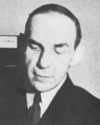 Lord Selborne nahradil v �noru 1942 Hugha Daltona na postu ministra pro veden� hospod��sk� v�lky (Ministry of Economic Warfare) a p�evzal tak do sv� kompetence i ��zen� SOE. 